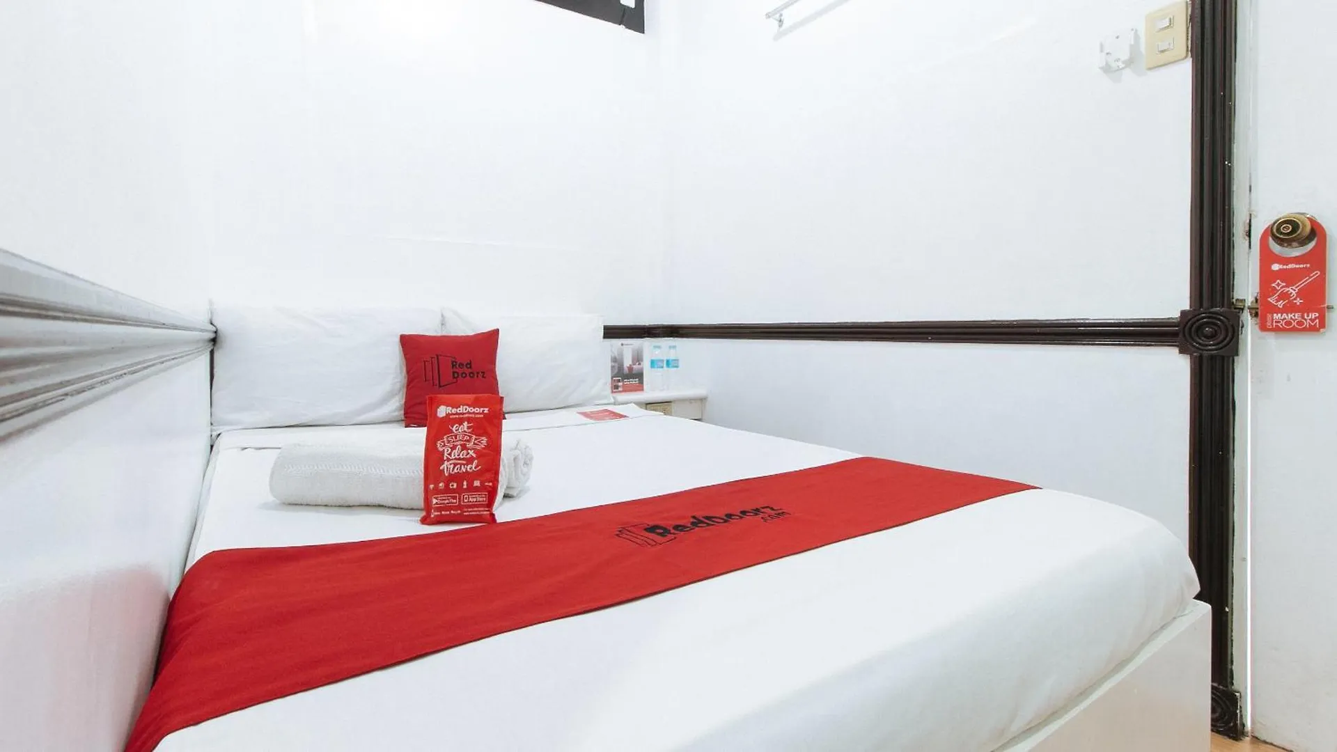 Reddoorz At Plus Villa Gloria Taguig