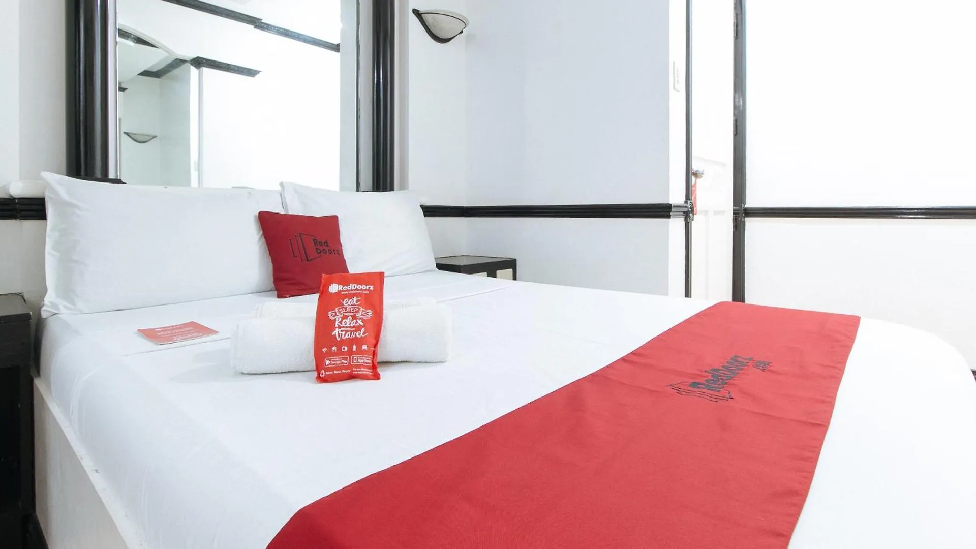 Hotel Reddoorz At Plus Villa Gloria Taguig
