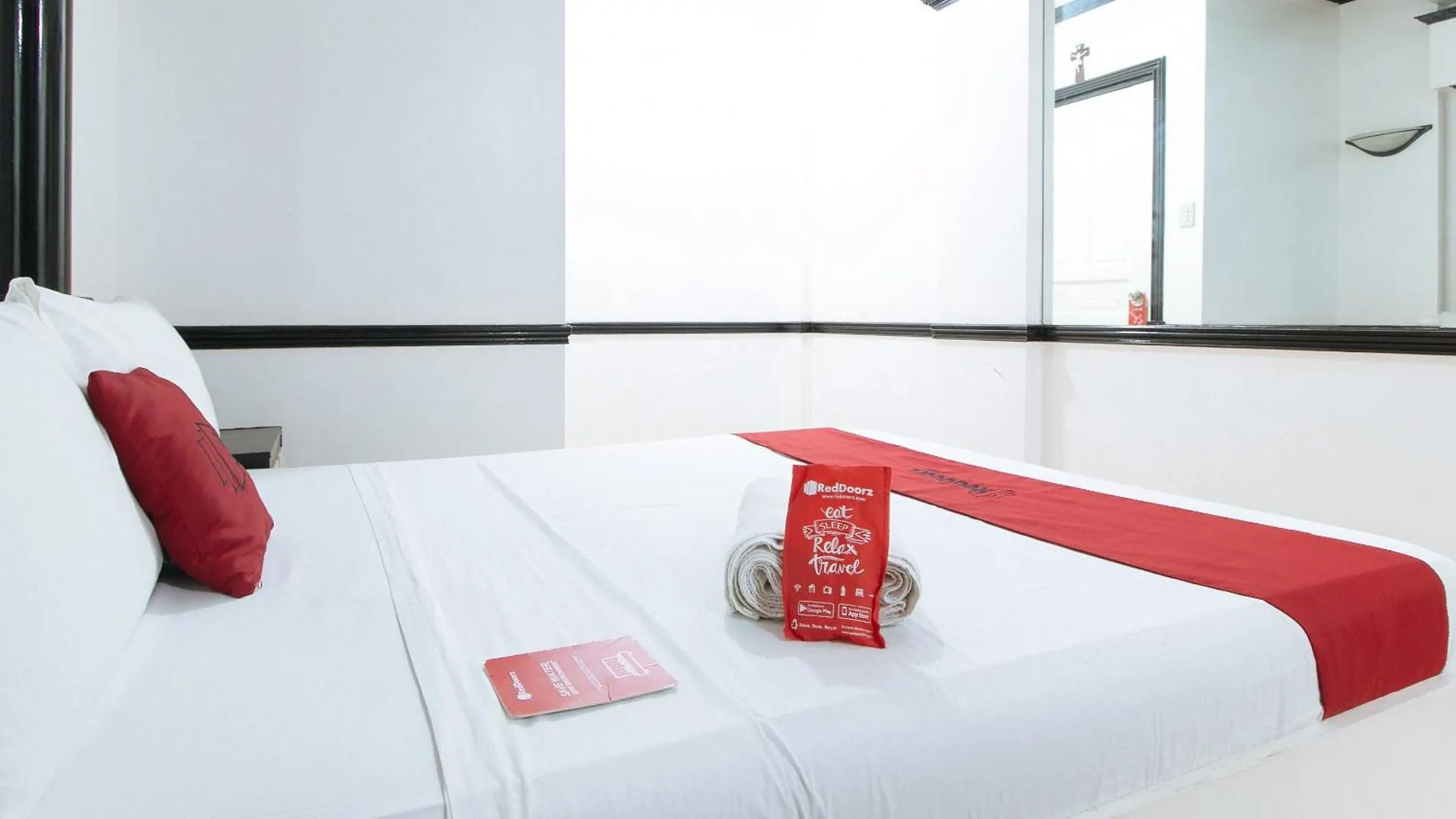 Reddoorz At Plus Villa Gloria Taguig