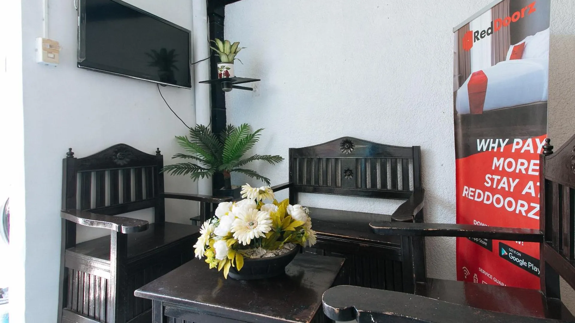 *** Hotel Reddoorz At Plus Villa Gloria Taguig Philippines
