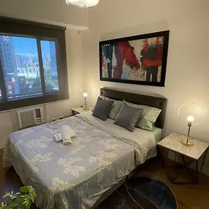 Spacious 1 Bedroom Unit Forbeswood Heights Aparthotel