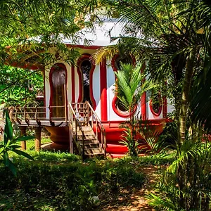 Resort Eden Garden Varkala