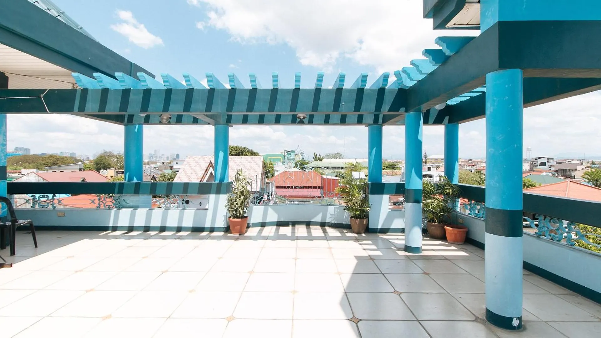 Reddoorz At Plus Villa Gloria Taguig Philippines