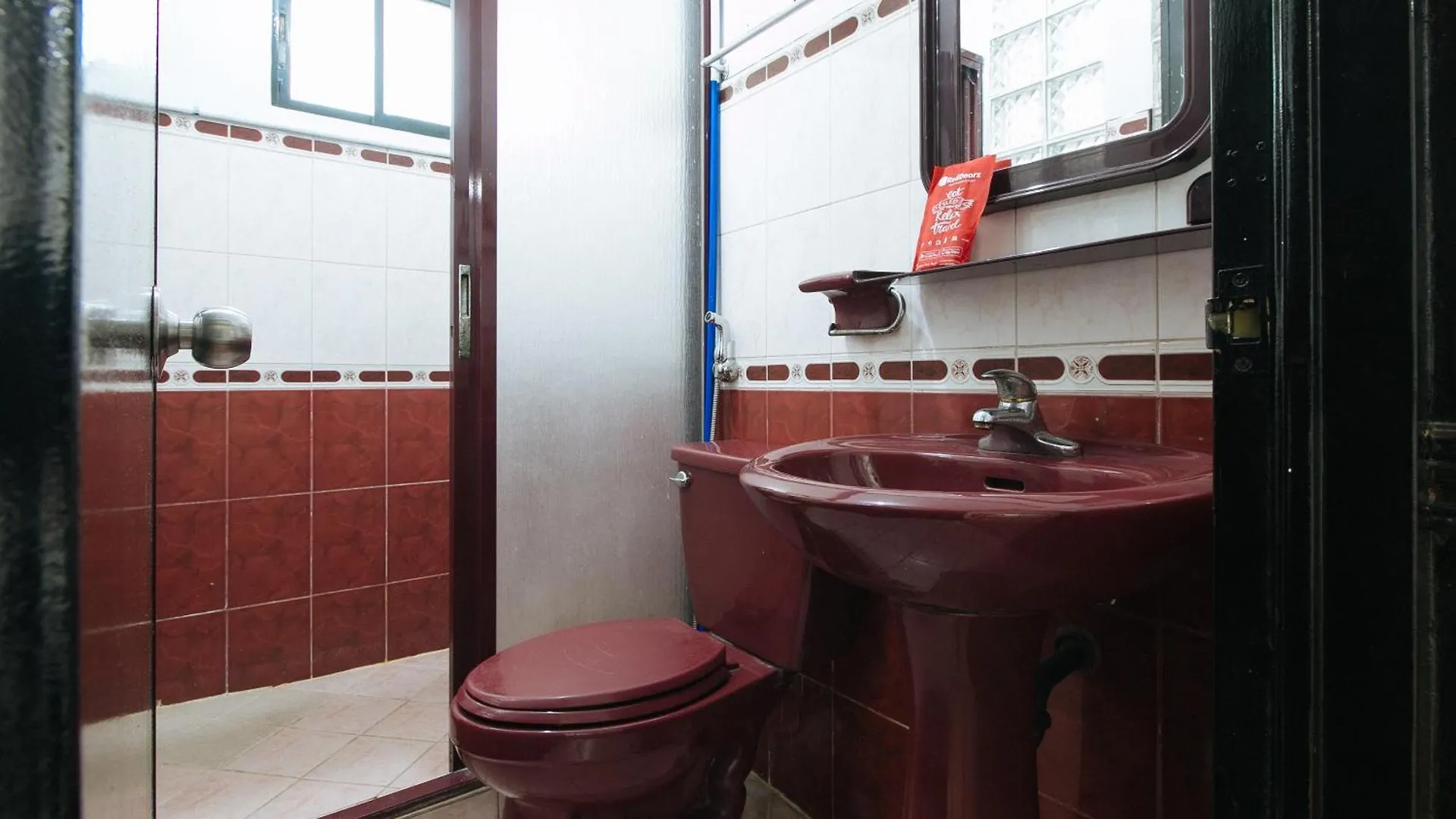 Reddoorz At Plus Villa Gloria Taguig Philippines