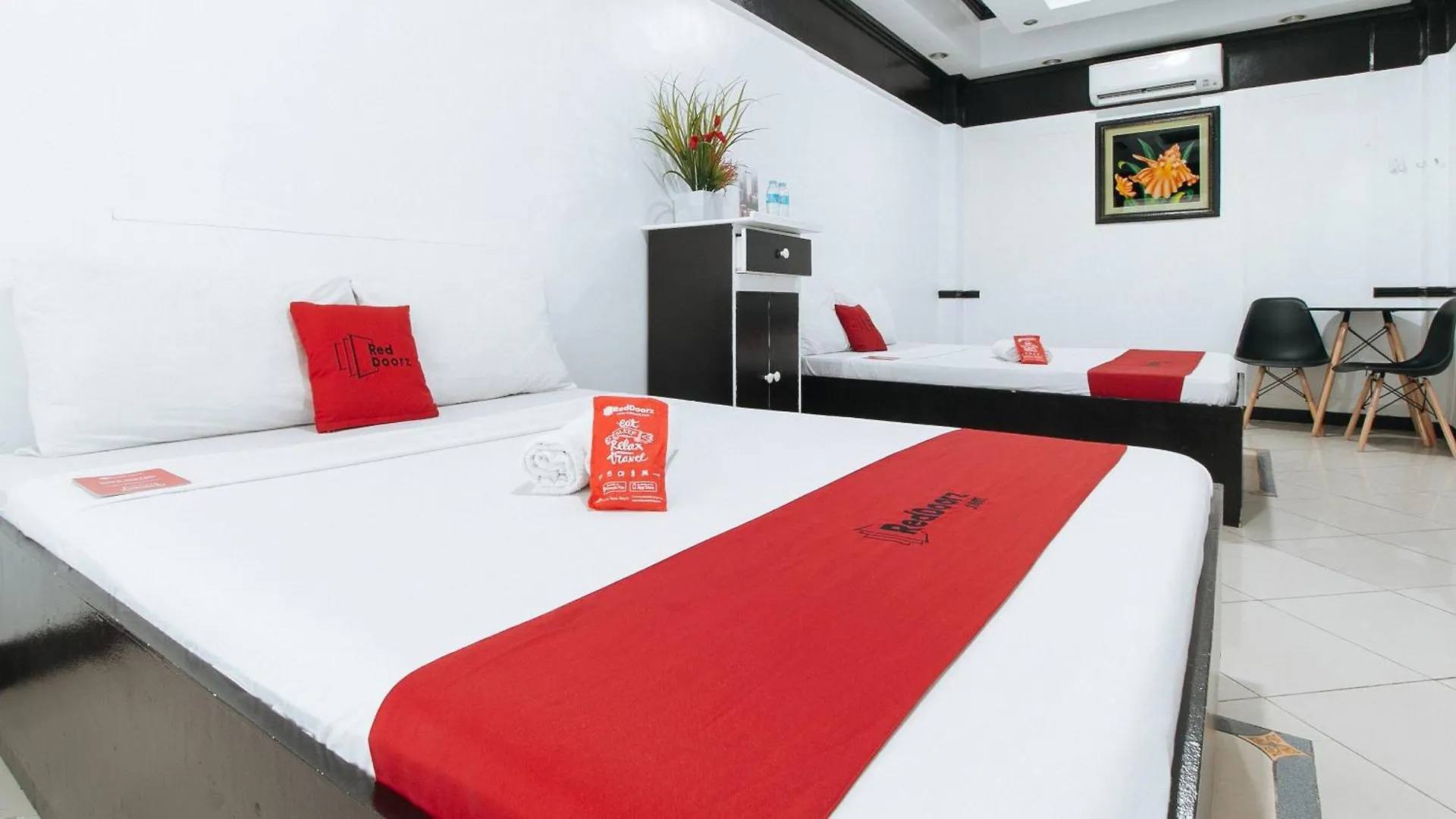 Hotel Reddoorz At Plus Villa Gloria Taguig
